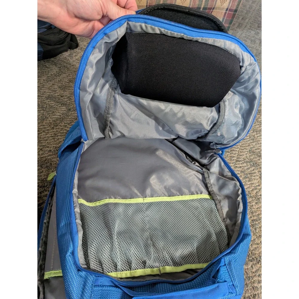 Thule Crossover 32L Backpack Cobalt Blue Laptop Bag TCBP-417 SafeZone NWT